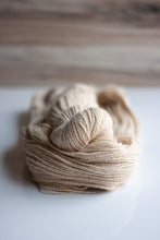 Load image into Gallery viewer, Strong Fingering Alpaca Yarn - Natural