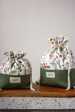 Load image into Gallery viewer, Field Mouse Medium Simple Drawstring Project Bag